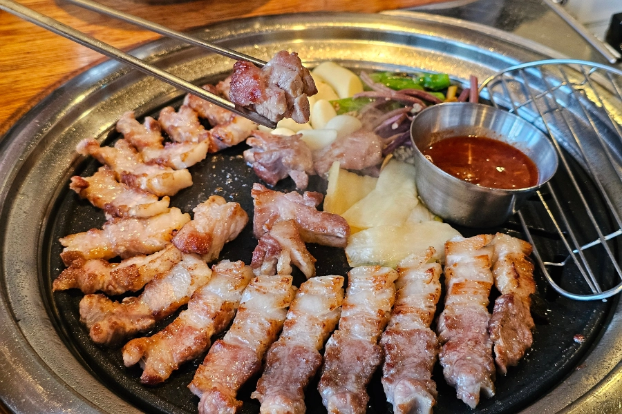 鶴橋市場必吃:燒肉、韓式料理