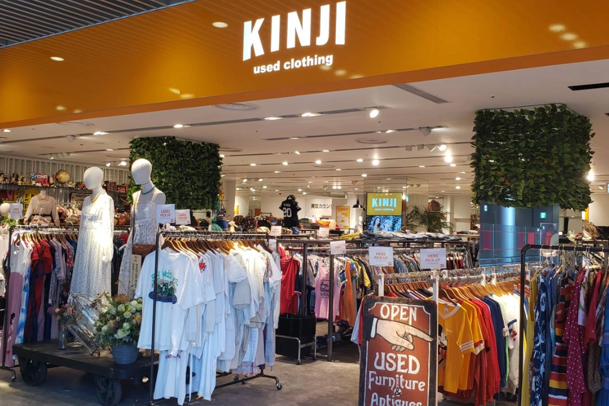 心齋橋服飾有眾多品牌可以選購,喜歡古著的朋友也有許多店家可以選擇哦!