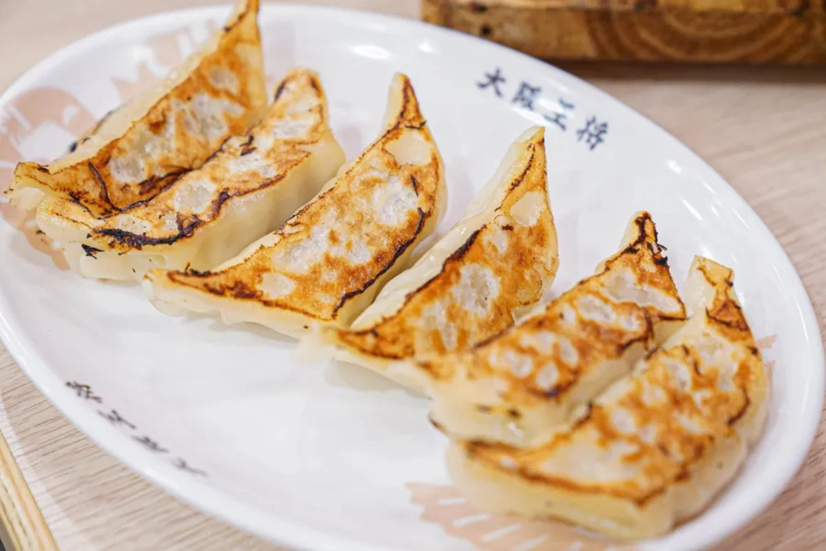 難波八阪神社附近美食推薦：心齋橋餃子王將