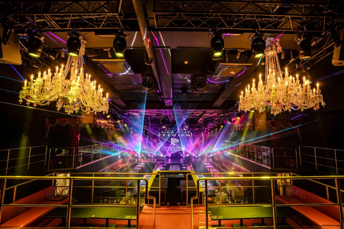 大阪夜店：PICCADILLY PREMIUM