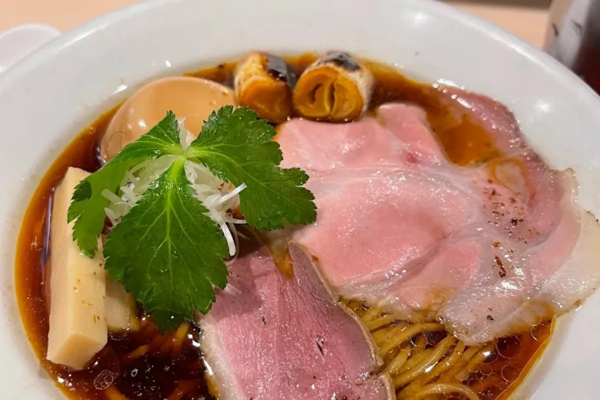 大阪拉麵推薦 22：燃えよ麺助