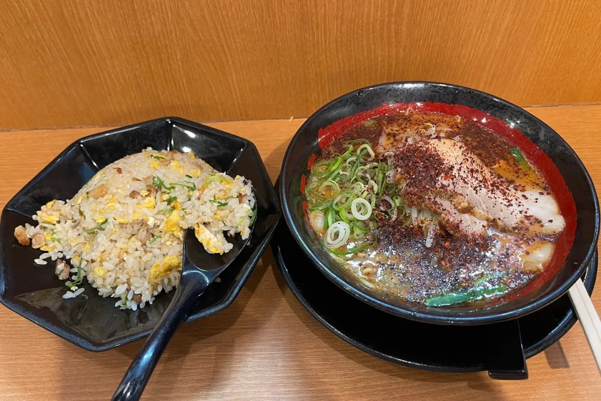 大阪拉麵推薦 2：四天王 道頓堀店