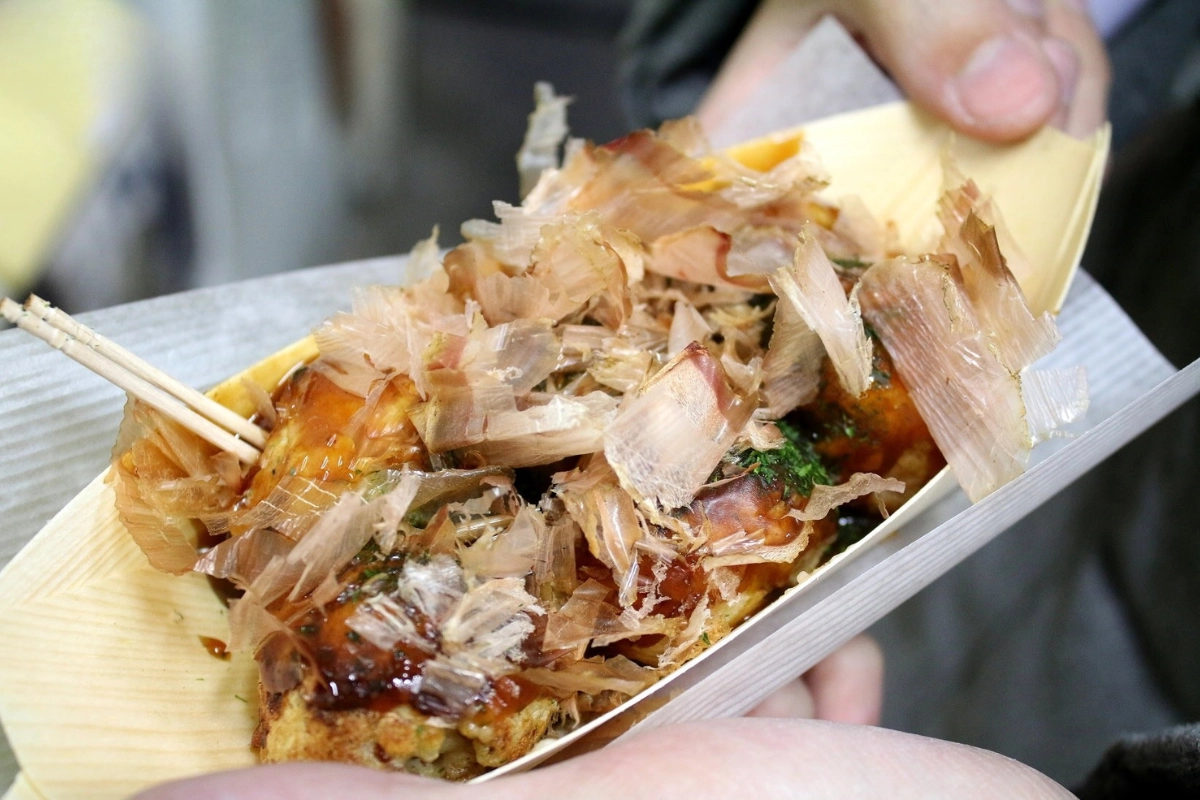 難波八阪神社附近美食推薦：本家大章魚燒
