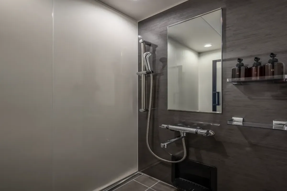 THE LIVELY OSAKA HONMACHI