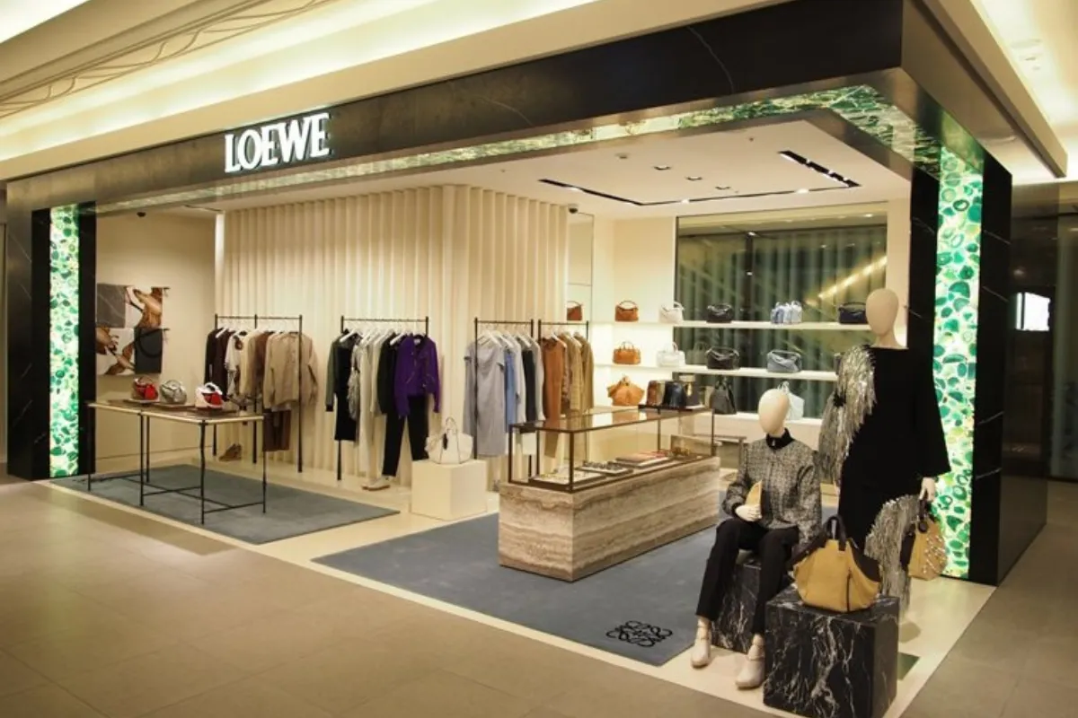 LOEWE 阪急梅田