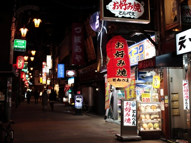 夜晚的法善寺橫丁